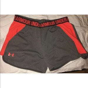 NWT Gray Orange Under Armour Shorts with pockets